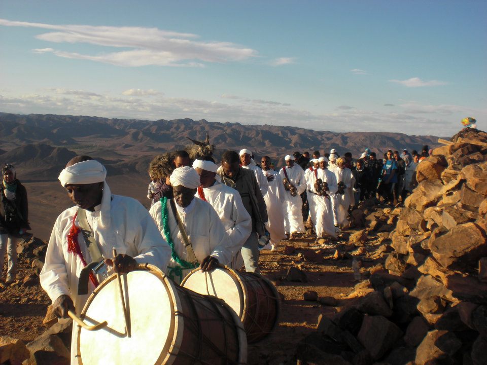 380757_428819237147256_1876747180_n