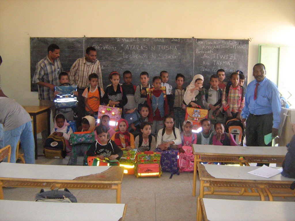 distribution ecole16